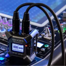 Zoom F3